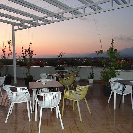 Sky Hotel Shkoder Exterior photo